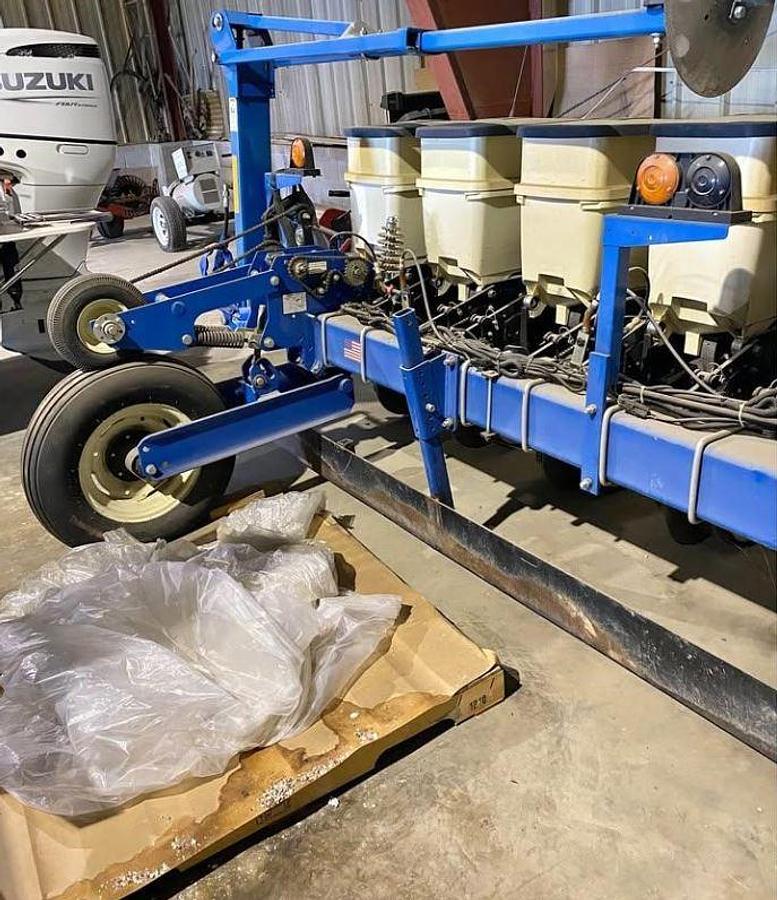 Used 2013 Kinze 3110