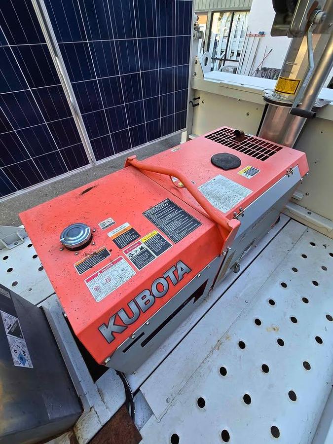 Used 2015 Us Tower Corp Hybrid Solar Light Tower