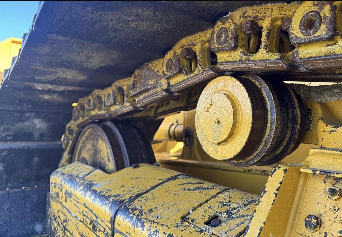 Used 2011 DEERE 700J LGP Crawler Dozer