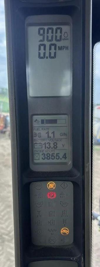 Used 2016 Case IH Patriot 4440 Self-Propelled Sprayer
