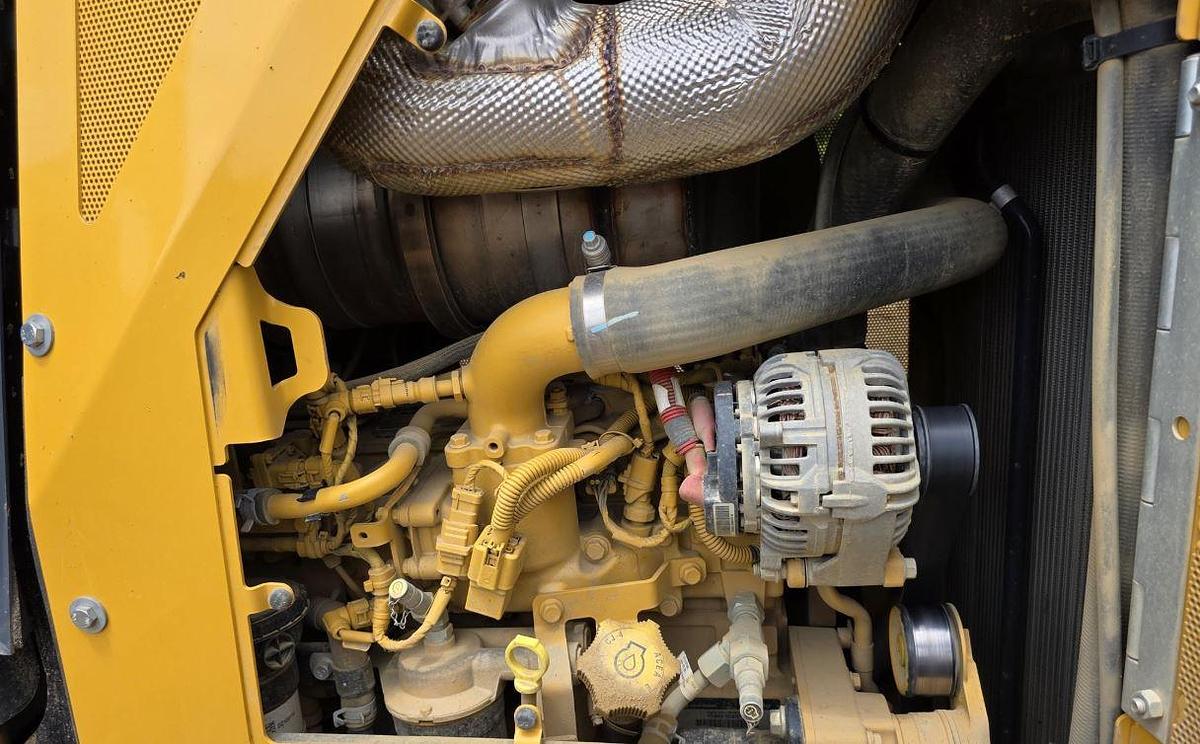 Used 2022 John Deere 650K XLT Crawler Dozer