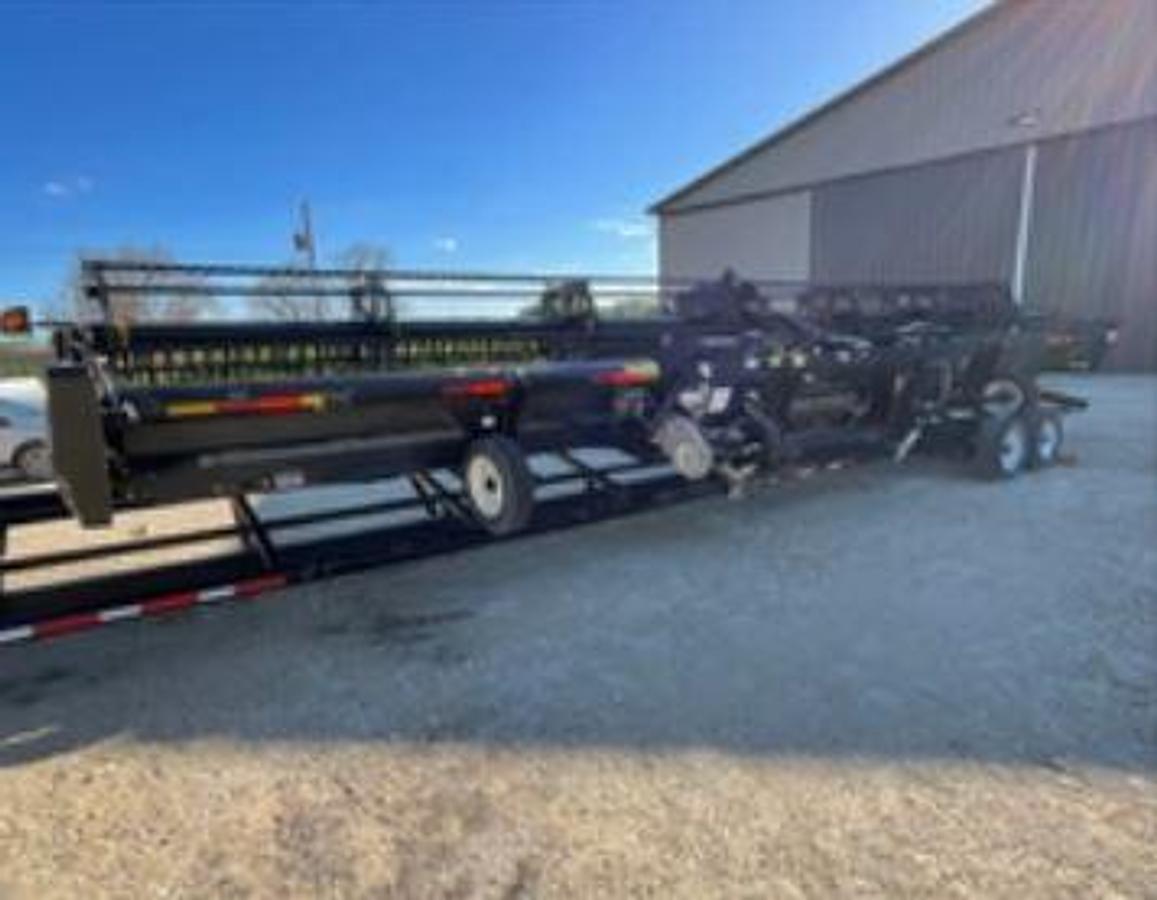 Used 2019 MacDon FD140 Flex Draper