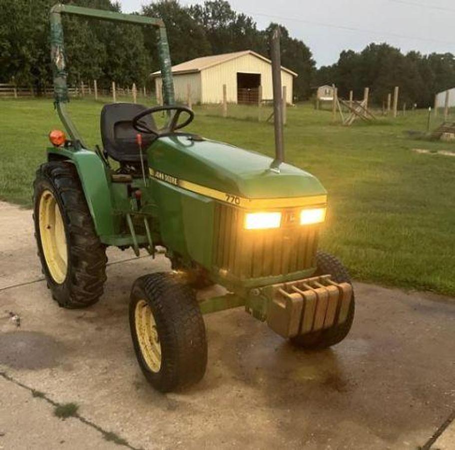 Used 1998 JOHN DEERE 770