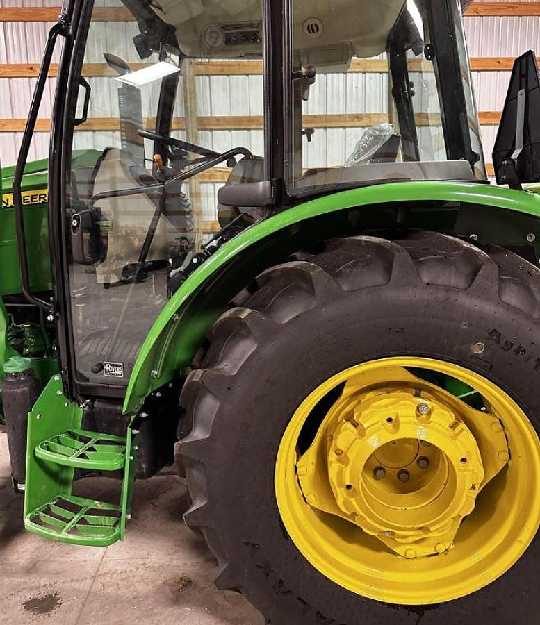 Used 2022 John Deere 5055E Tractor
