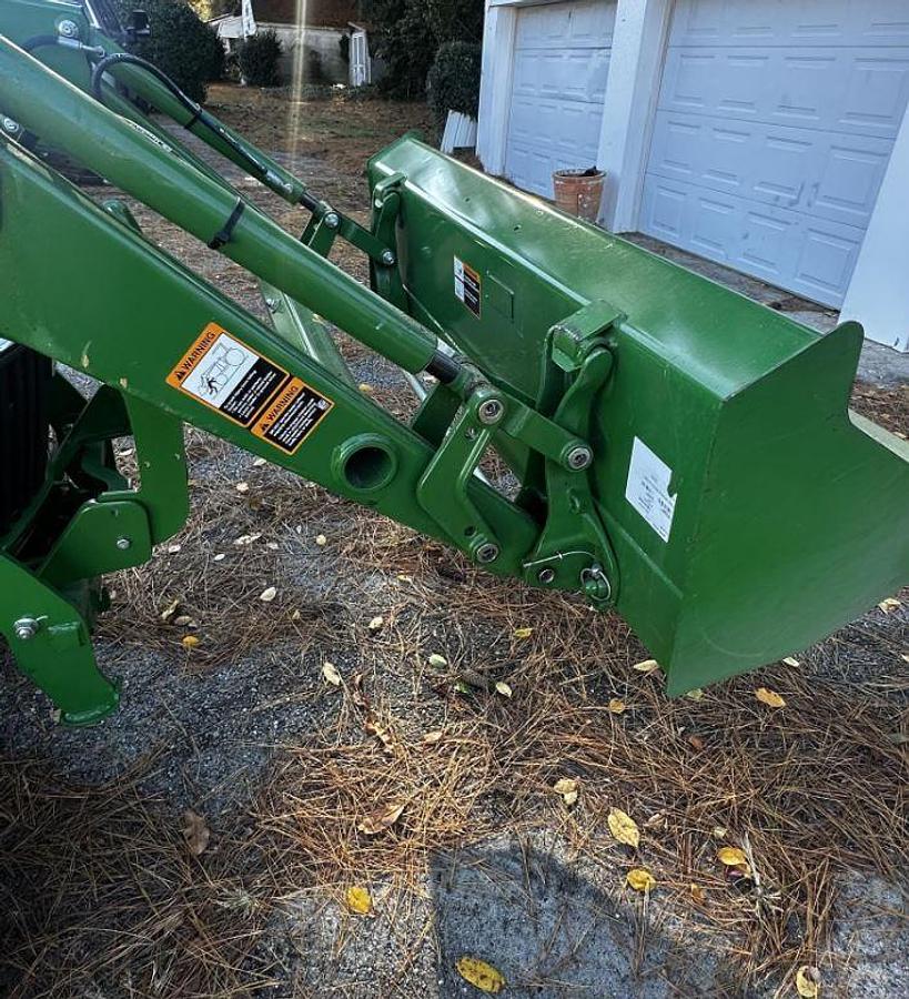 Used 2019 John Deere 3033r Tractor