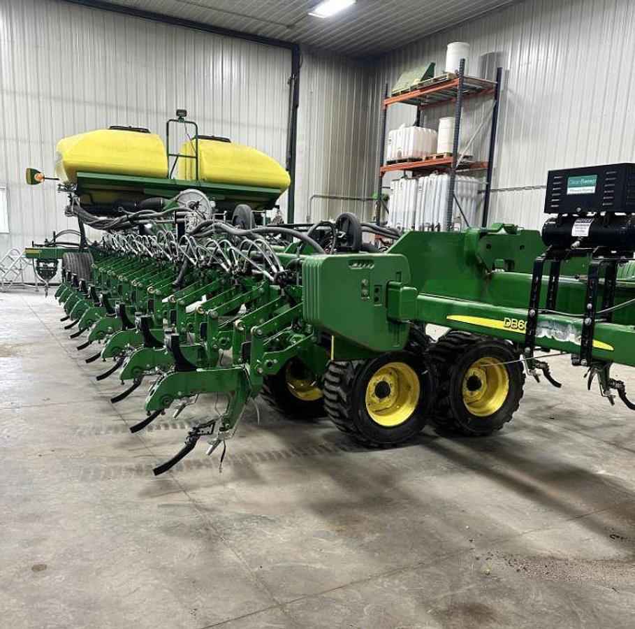 Used 2014 JOHN DEERE DB60 (2026 REFITTED )