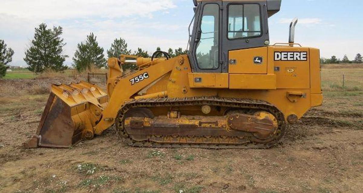 Used 2004 JOHN DEERE 755C