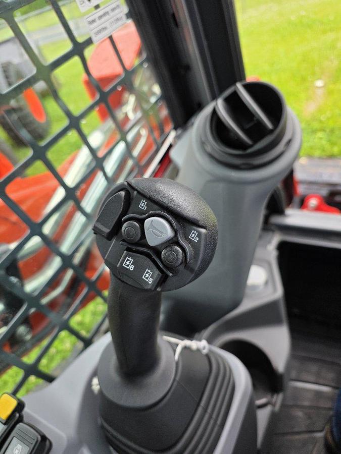 Used 2026 Kubota SVL75-3