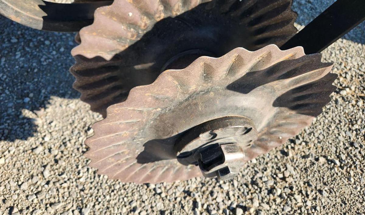 Used 2022 JOHN DEERE 2660VT