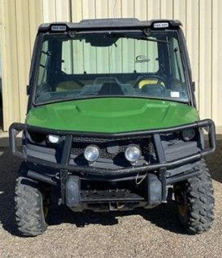 Used 2018 JOHN DEERE XUV835M
