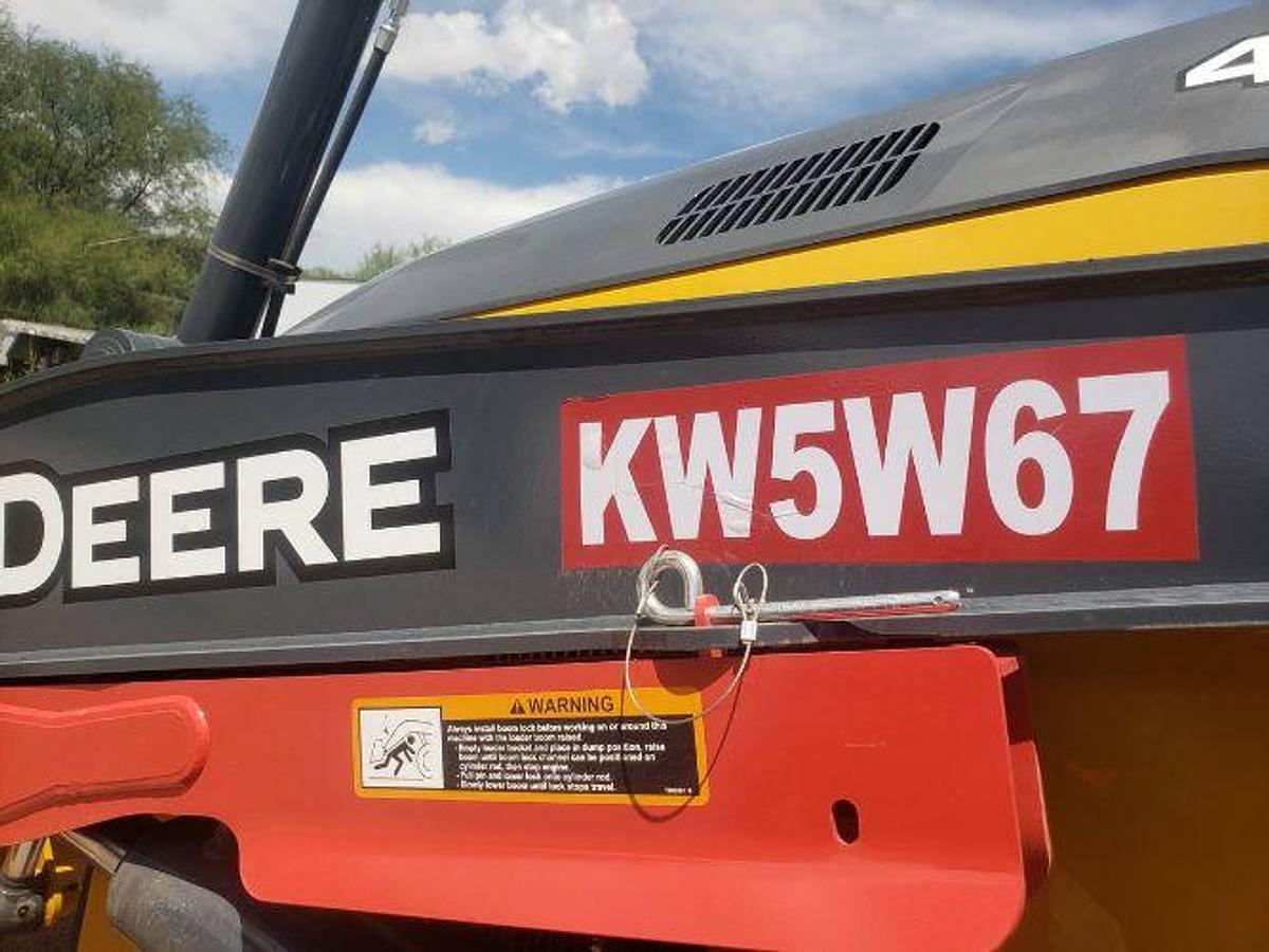 Used 2022 JOHN DEERE 410L