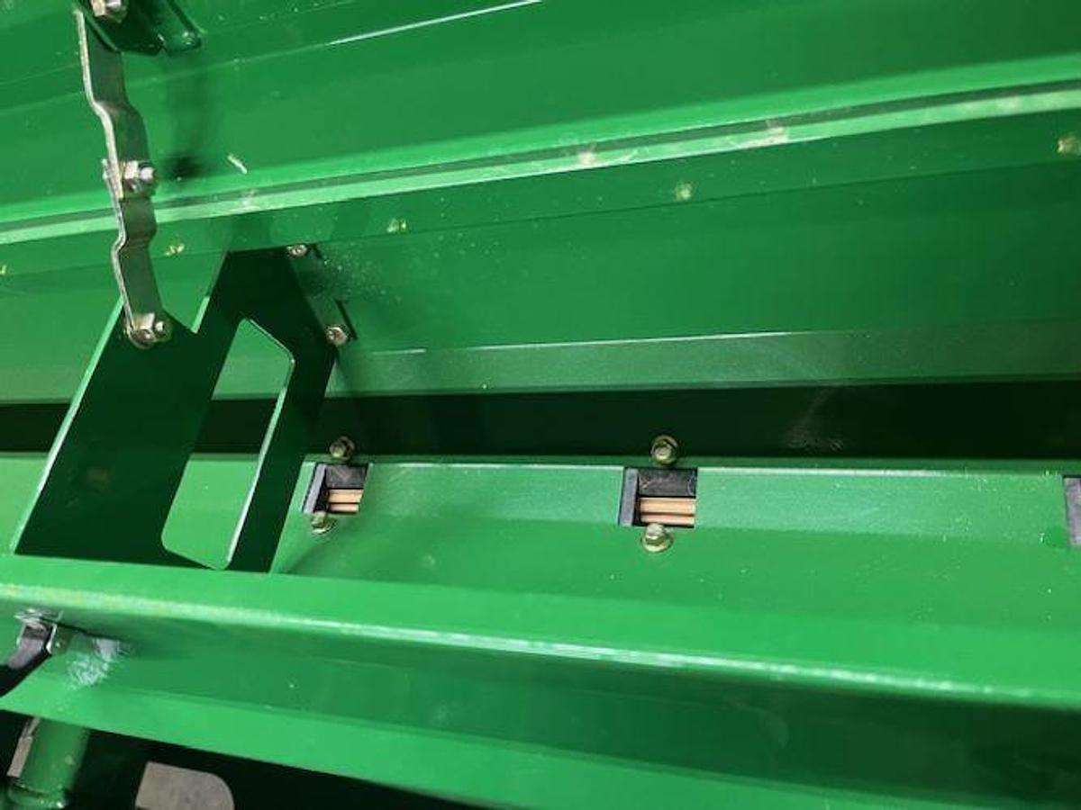 Used 2021 GREAT PLAINS NTS2611 Grass Seeder