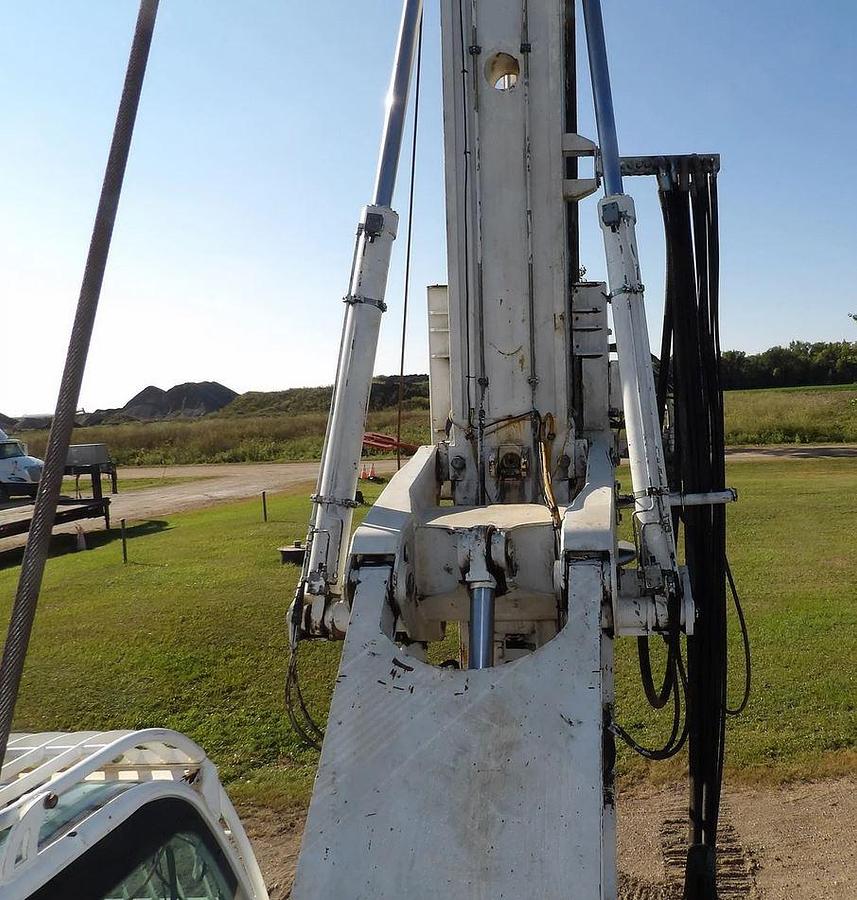 Used 2005 SOILMEC R312-200 Verticle Drill