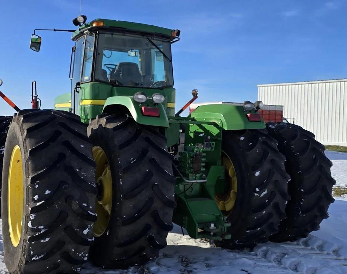 Used 2005 John Deere 9520