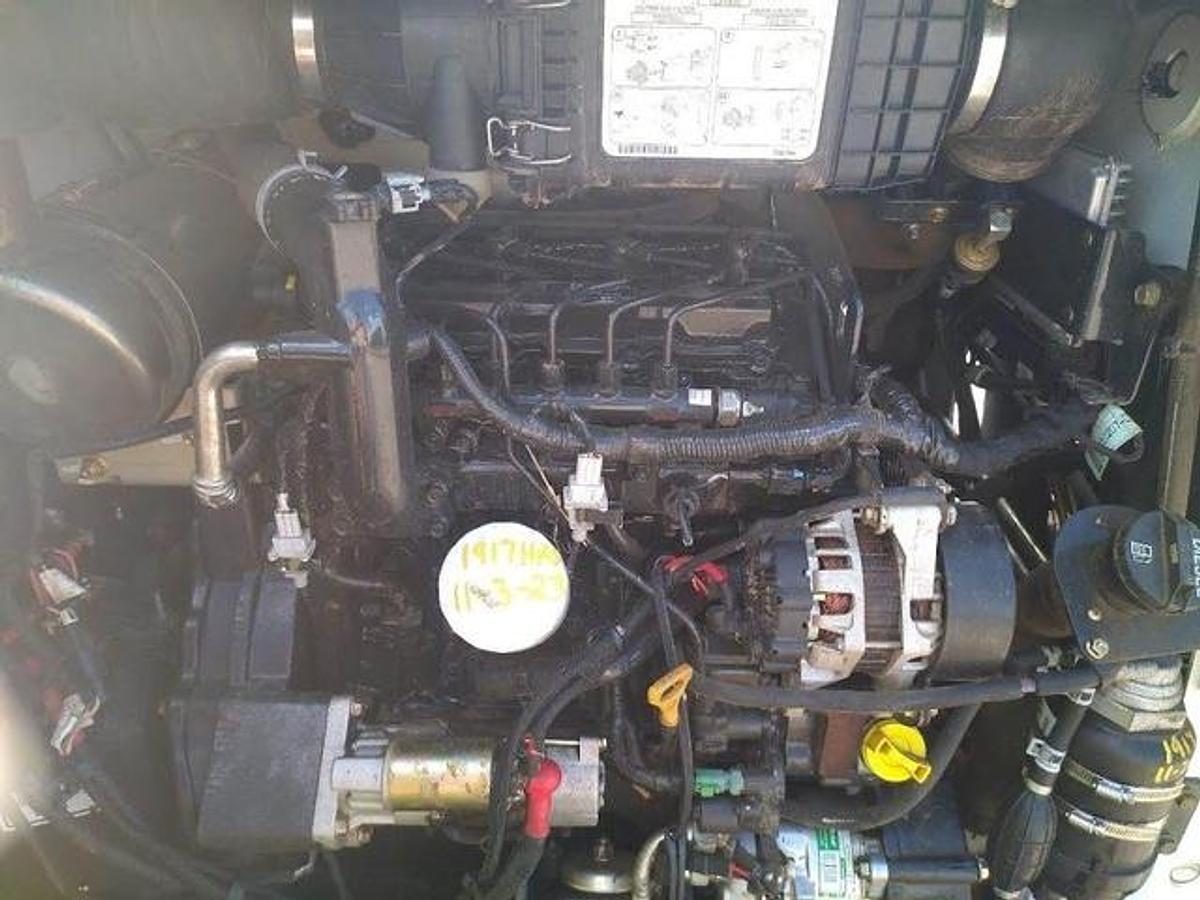 Used 2014 BOBCAT S590