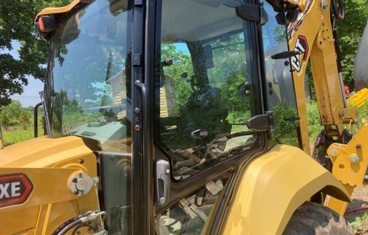 Used 2023 Caterpillar 420 XE Backhoe Loader