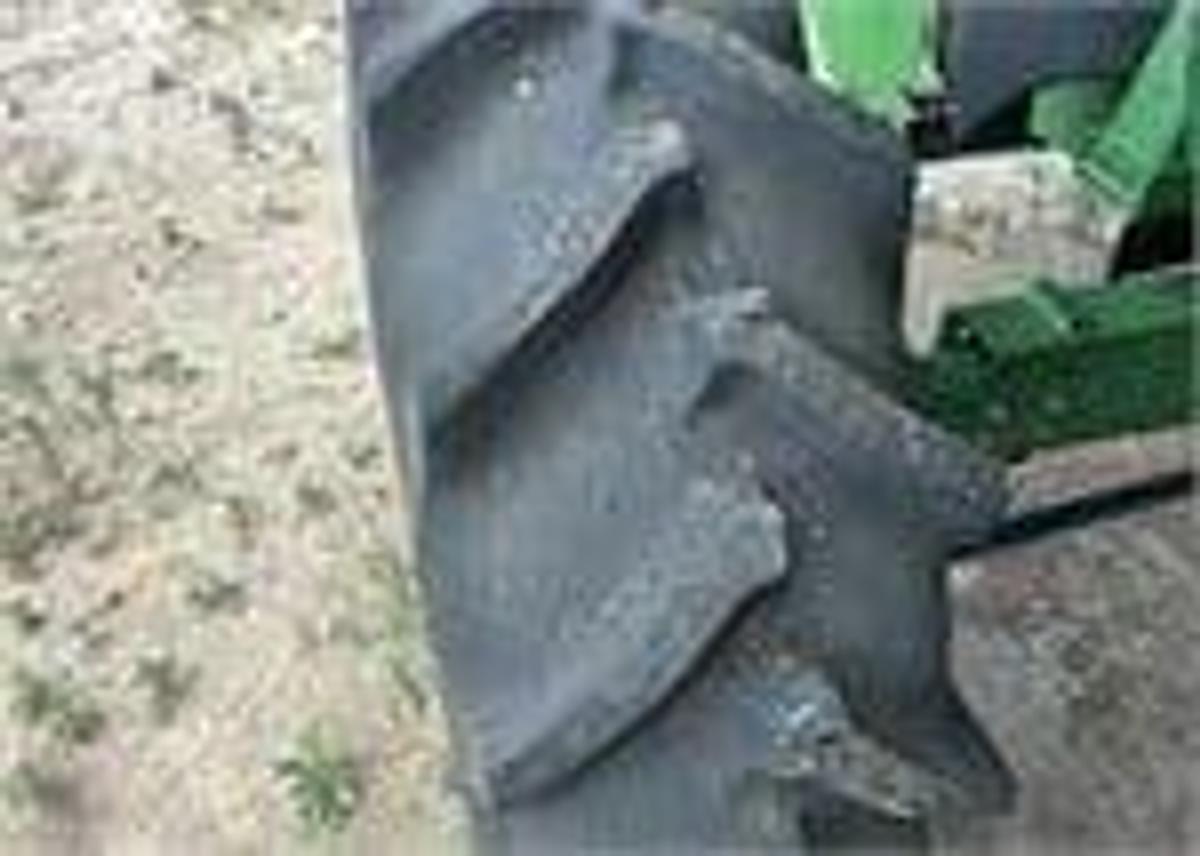 Used 2003 JOHN DEERE 9760 STS