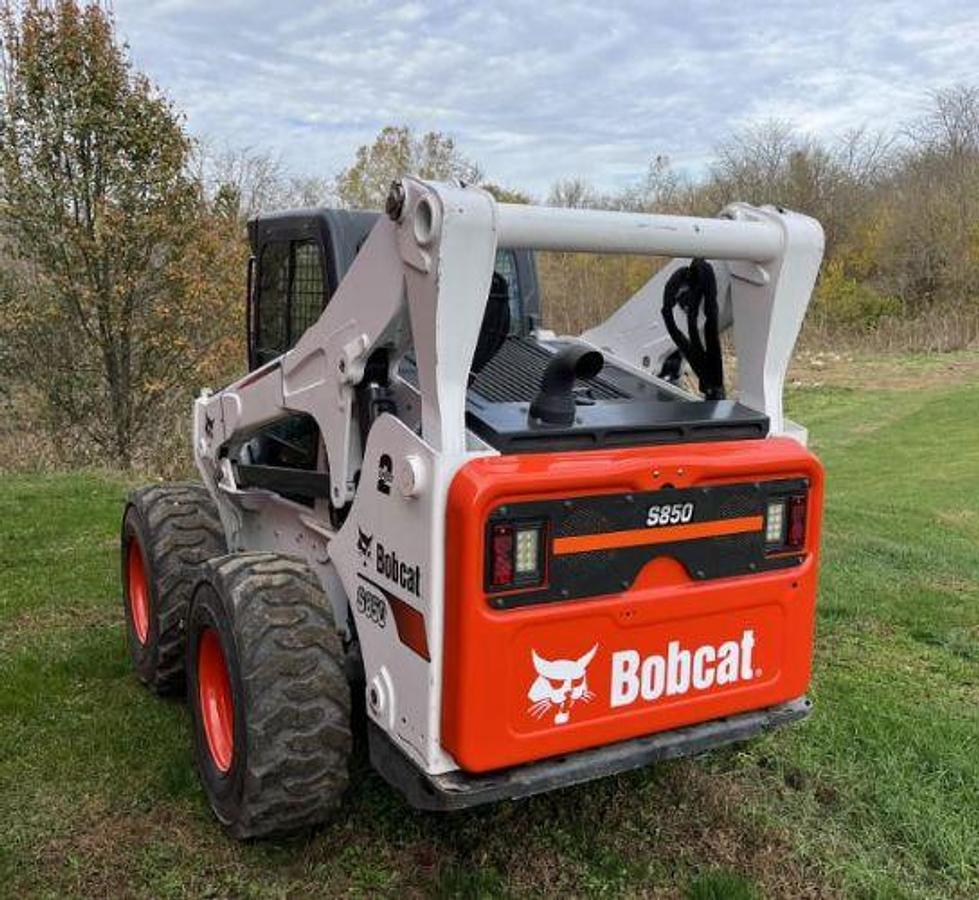 Used 2016 BOBCAT S185