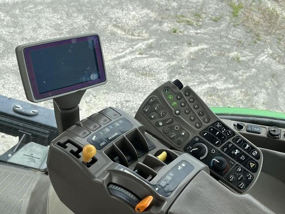 Used 2012 John Deere 8285R