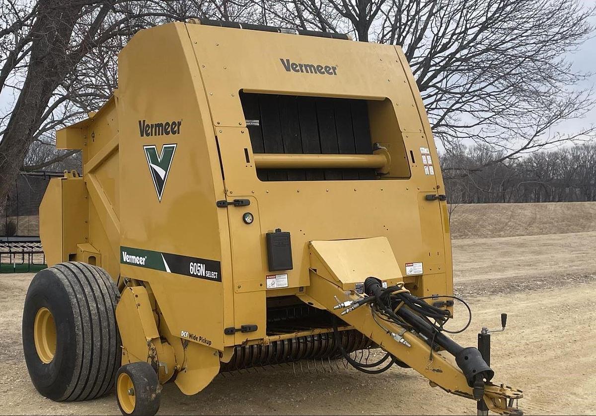 Used 2016 VERMEER 605N