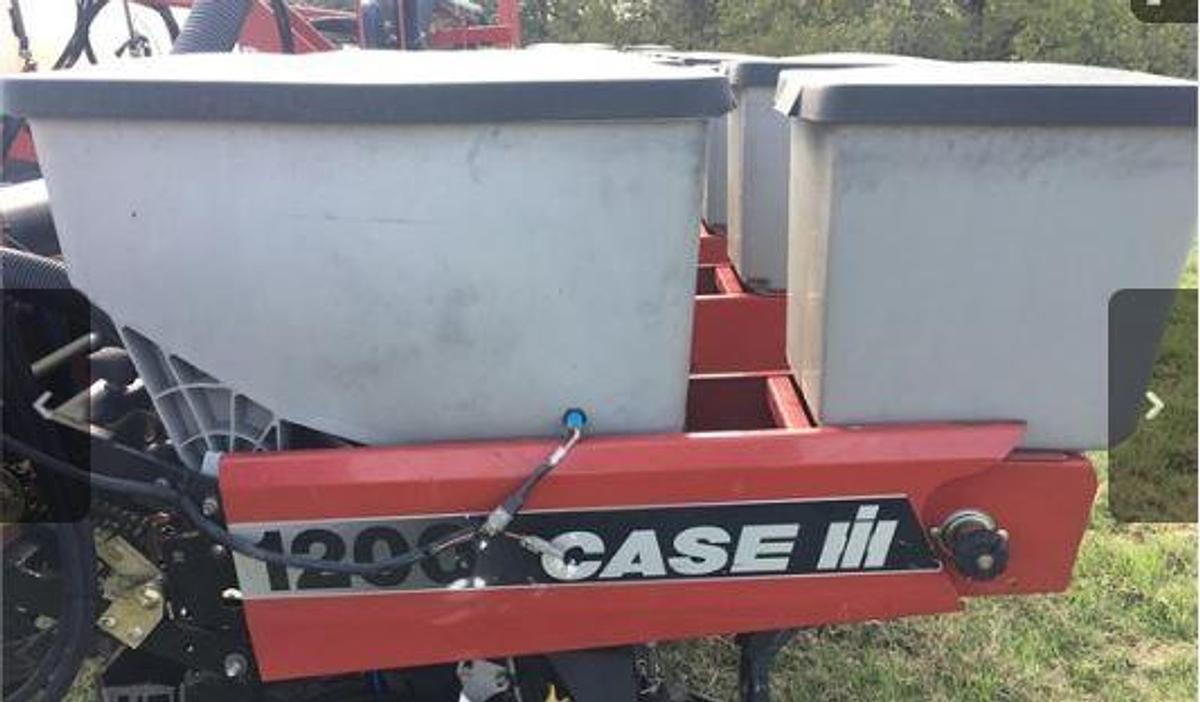 Used 2003 Case IH 1200