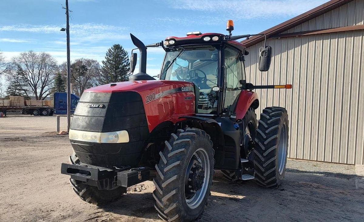 Used 2018 Case IH Magnum 200