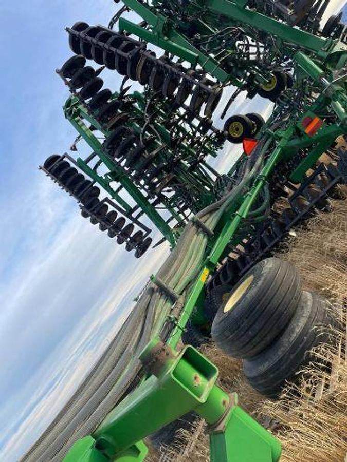 Used 2018 JOHN DEERE 1835 Air Seeder
