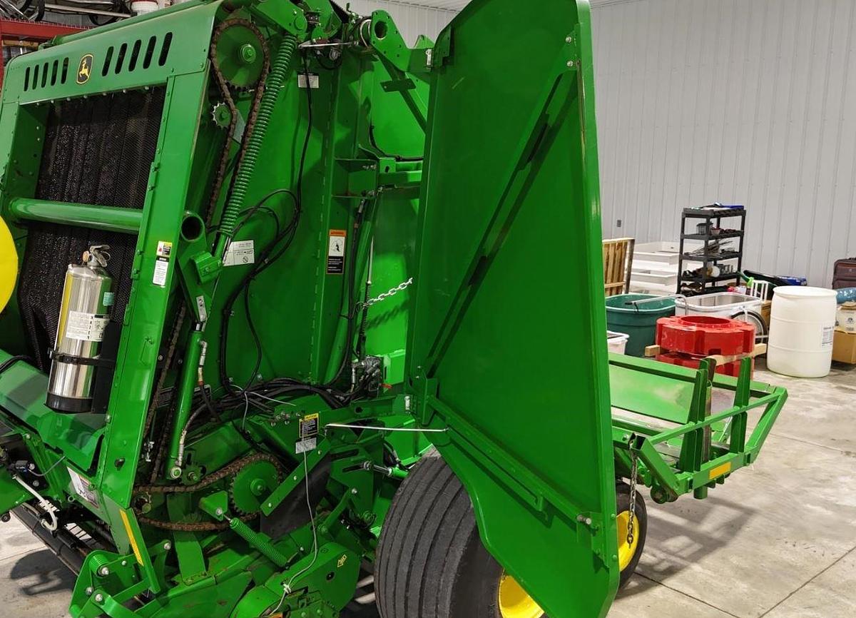 Used 2018 John Deere 560R Round Baler