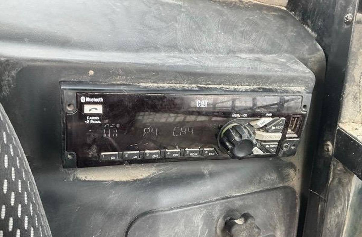 Used 2020 Caterpillar 289D3