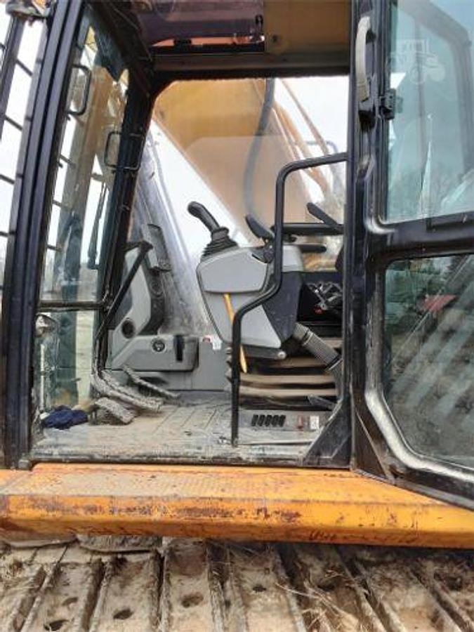 Used 2018 CATERPILLAR 330FL Excavator