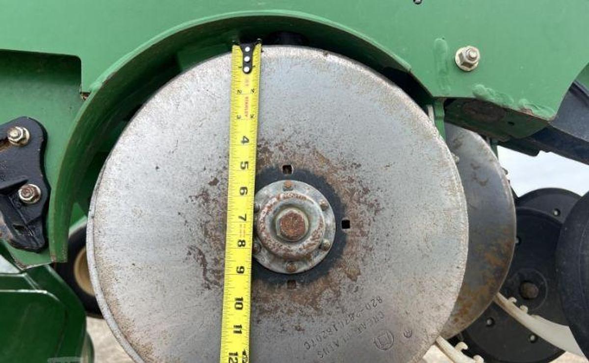 Used 2019 GREAT PLAINS 2S2600