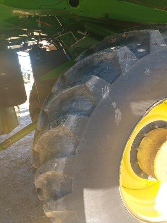 Used 2017 JOHN DEERE CP690 Cotton Picker