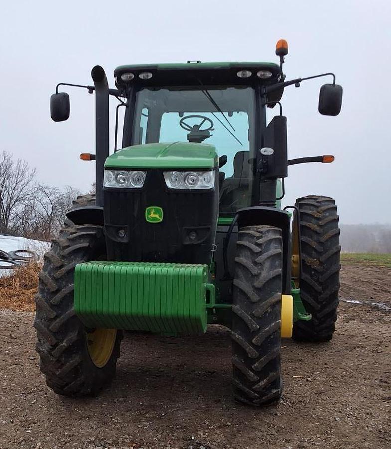 Used 2011 John Deere 7260R Tractor