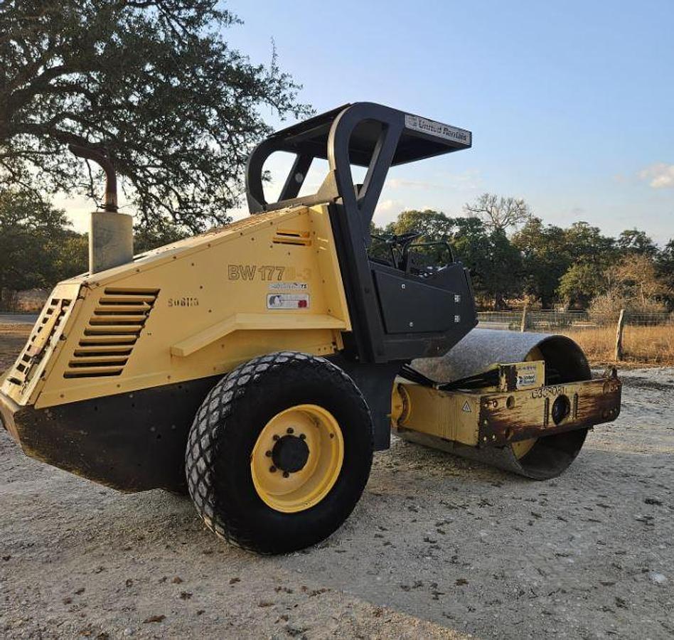 Used 2003 BOMAG BW177D-3