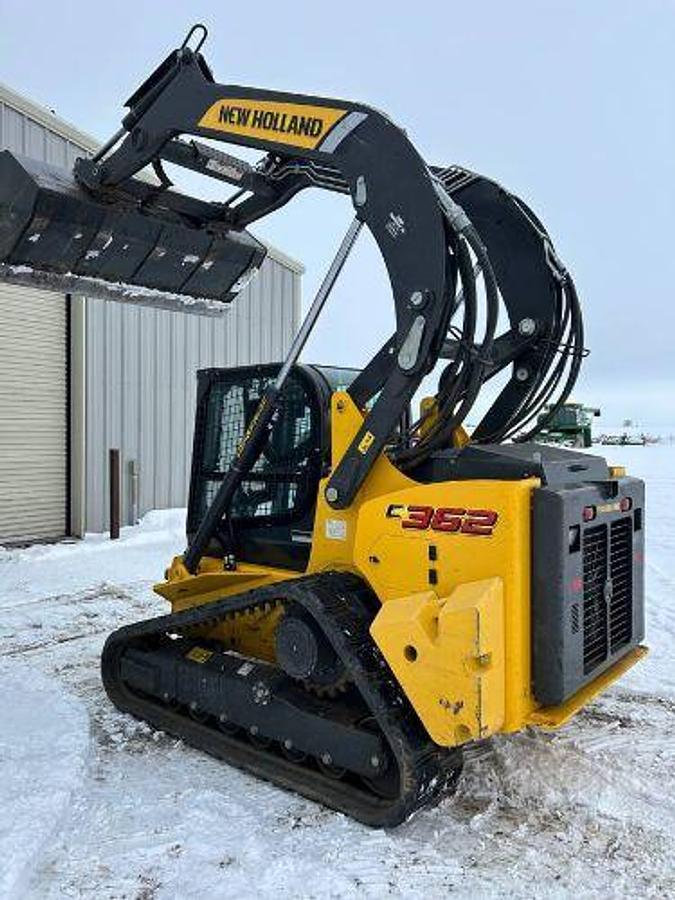 Used 2023 New Holland C362