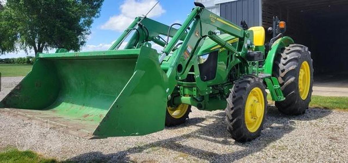 Used 2022 John Deere 5075E