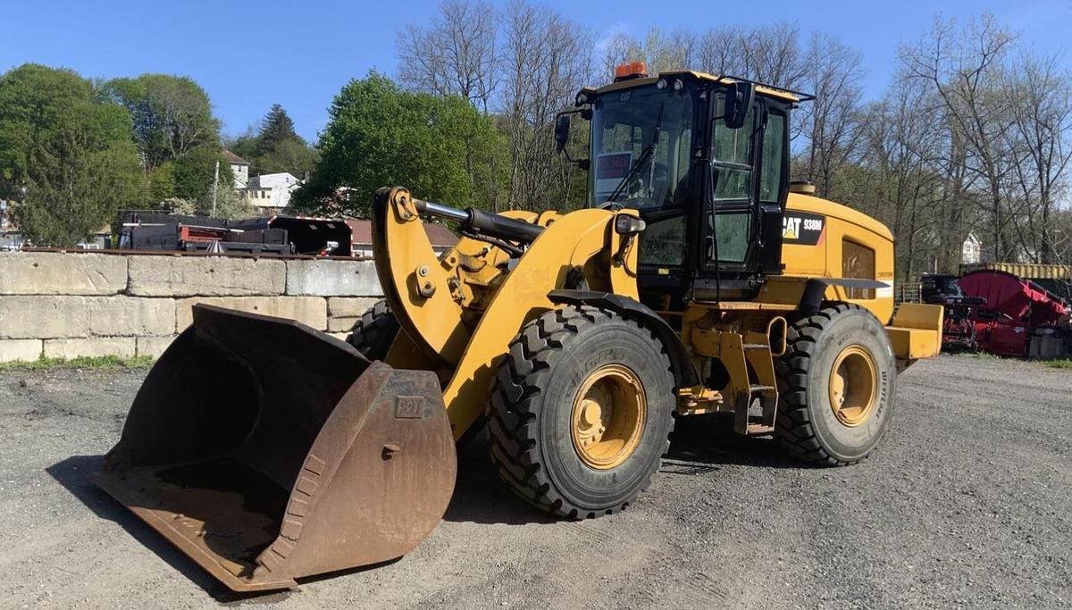 Used 2015 Caterpillar 938M