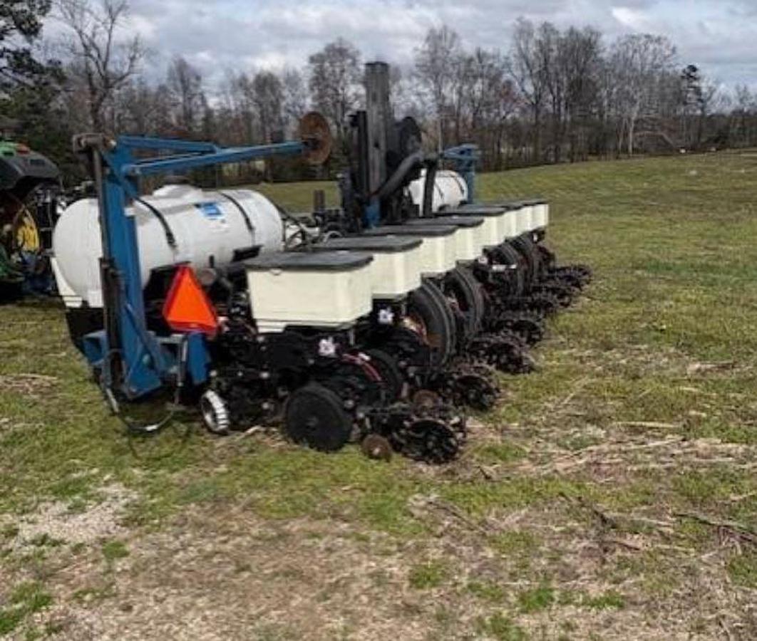 Used 2016 Kinze 3500