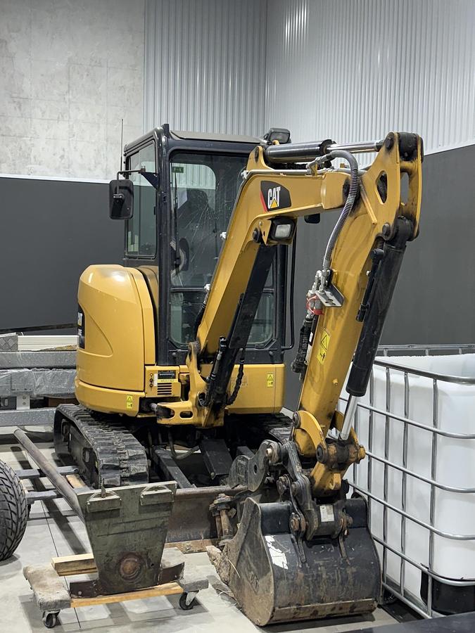 Used 2015 Caterpillar  303E CR Mini Excavator