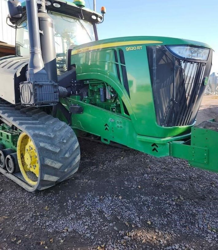Used 2015 JOHN DEERE 9520RT Tractor