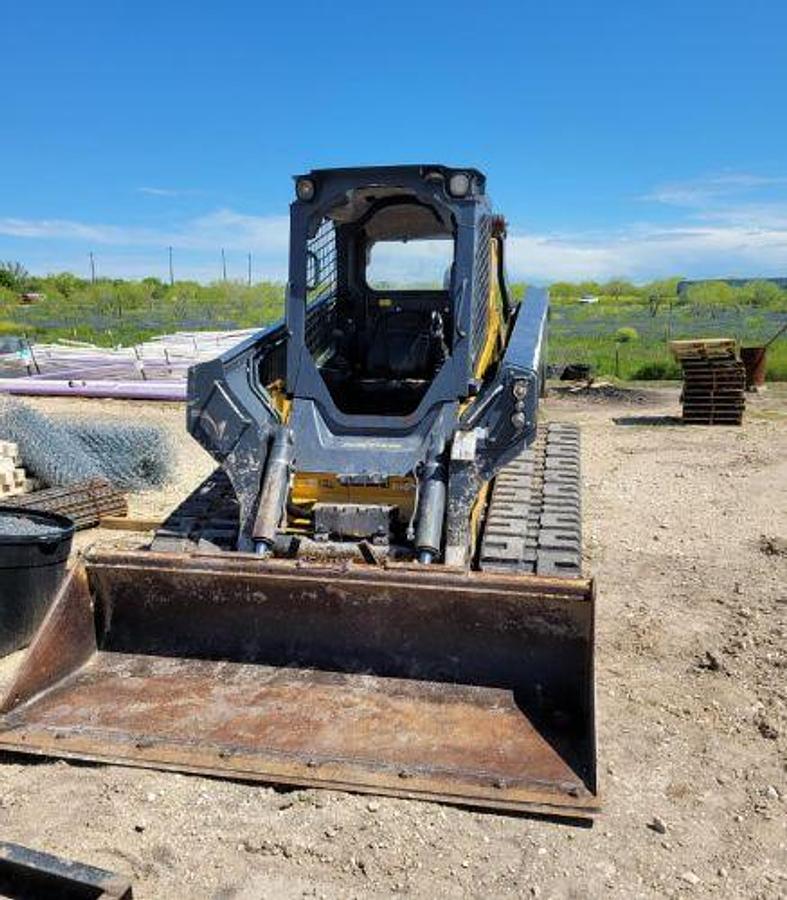 Used 2018 DEERE 331G