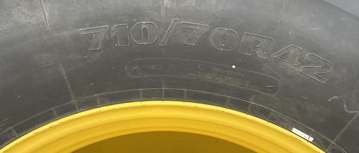 Used 2021 John Deere 9520R