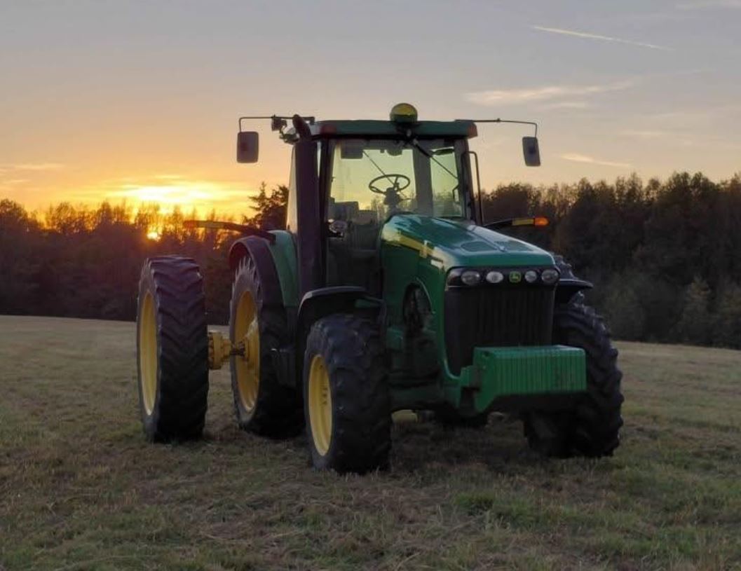 Used 2005 JOHN DEERE 8320