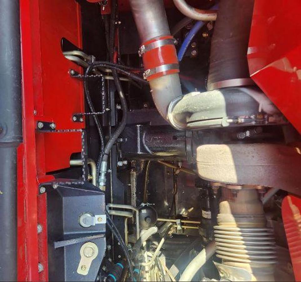 Used 2014 Case IH 8230