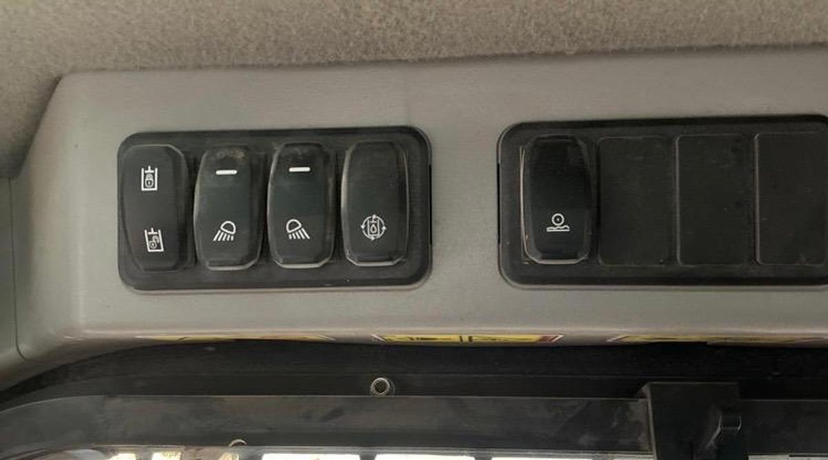 Used 2020 Caterpillar 289D3