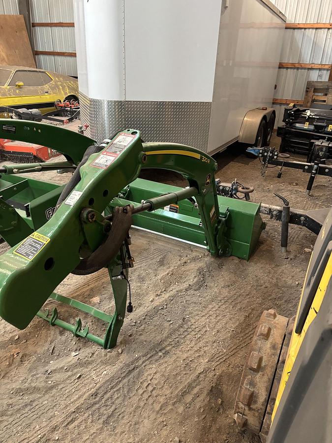 Used 2019 John Deere 3046R