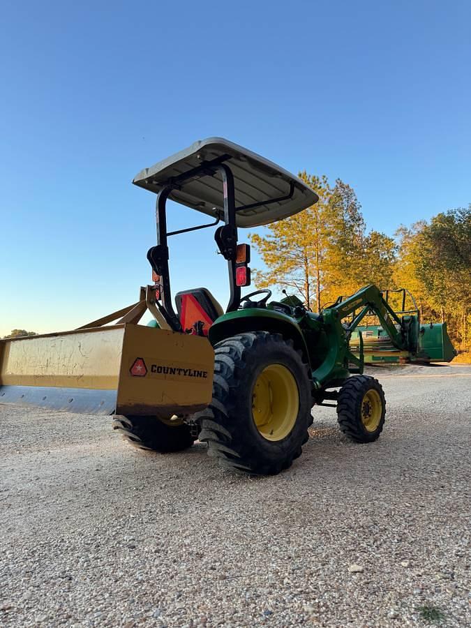 Used 2018 John Deere 3032E 4X4