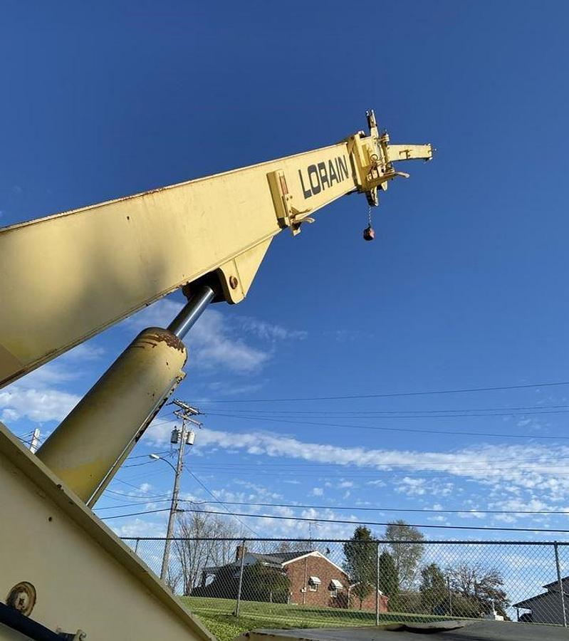 Used 1989 LORAIN LCD150 Rough Terrain Crane