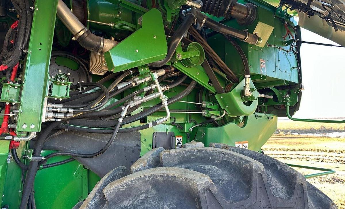 Used 2023 John Deere S790