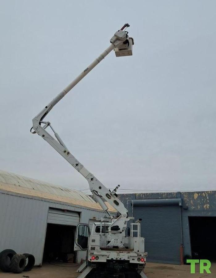 Used 2019 Altec AA55 Mounted on 2019 Freightliner Business Class M2 106 Crane